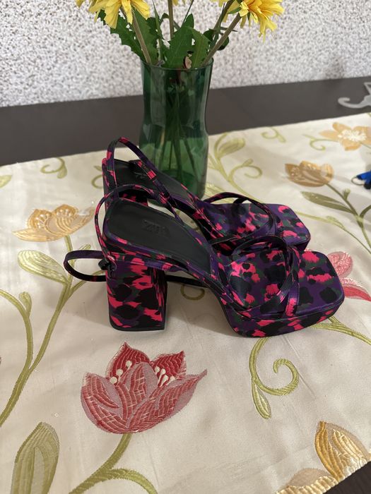 Sandale zara nr 37