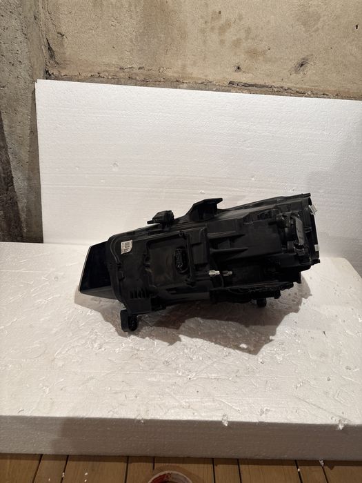 Фар за  Audi  Q2