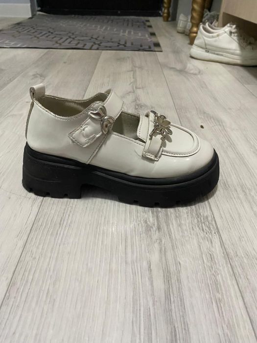 Детский ботинки,туфли