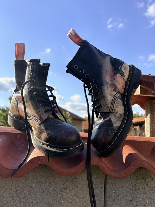 Dr. Martens, 39 номер, нови