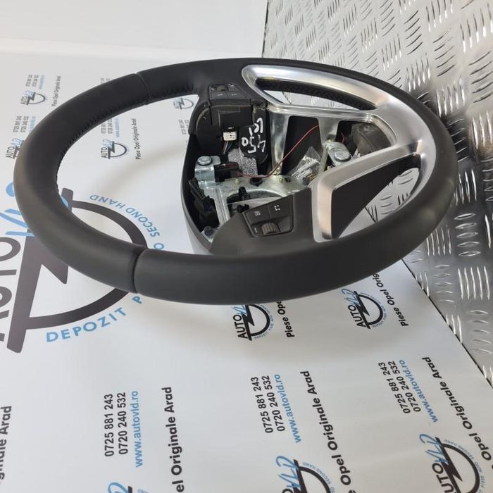 Volan piele cu comenzi Opel Antara