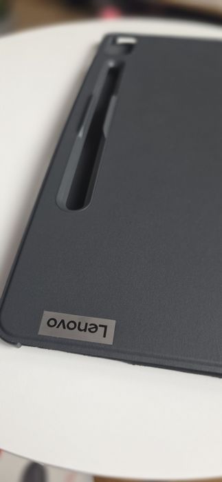 Таблет Lenovo Tab P12 – 8GB / 256GB –КАТО НОВ + оригинални аксесоари