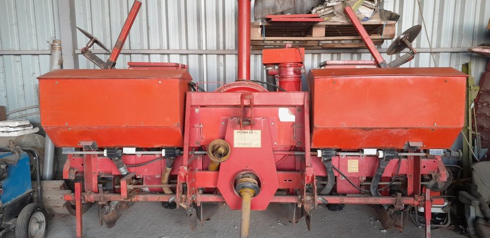 Semanatoare porumb 4 rânduri kongskilde