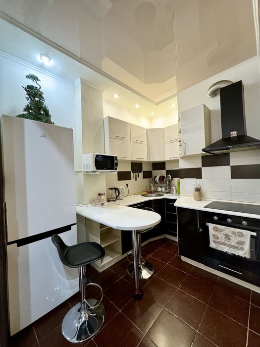 Площадь центр города сдается 2х ком квартира