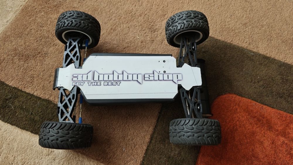 Losi Mini 8 тръги