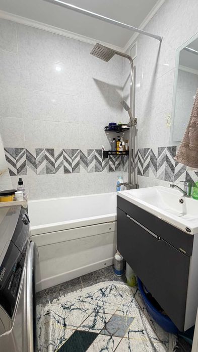 Продам 2х комн кв 11мкр