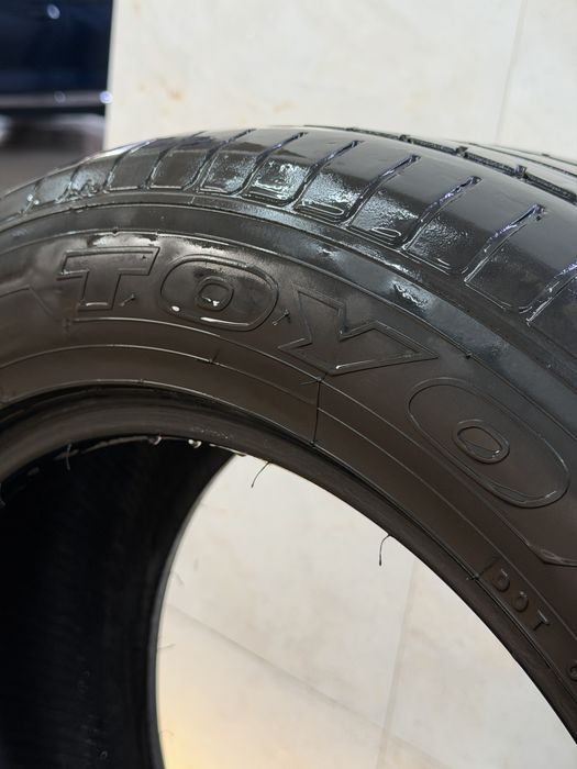 255/55/18 комплект летние шины Toyo