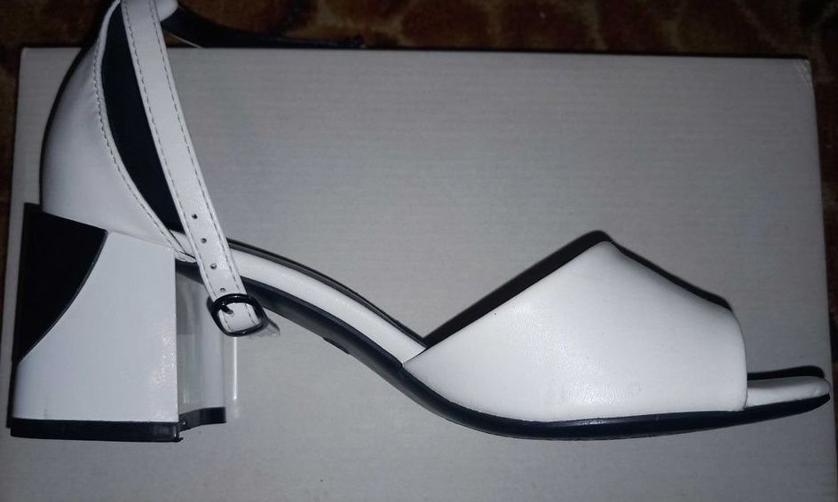 Дамски сандали 37 номер