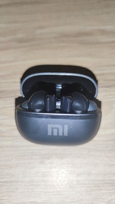 Vând sau schimb Xiaomi Mi 10 5G + căști + smartwatch