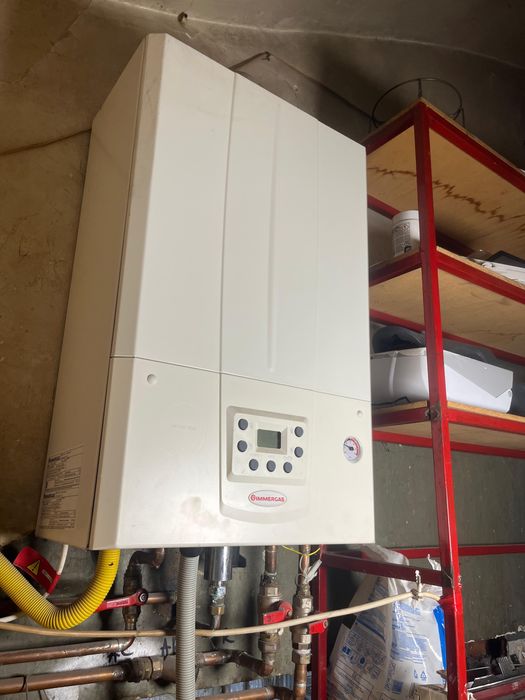Centrala termica pe gaz IMMERGAS