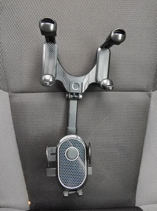 Suport auto pentru telefon-montaj la oglinda retrovizoare (ca nou)