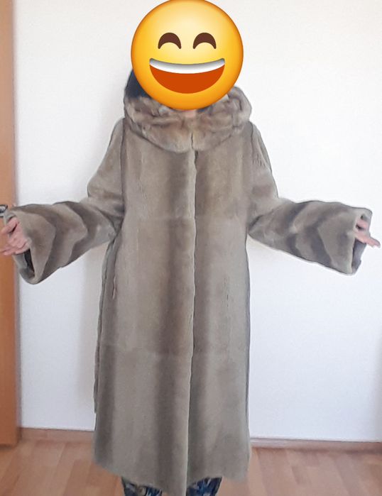 Продается удлиненная шуба (стриженный бобёр)