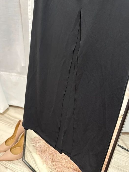 Rochie elegantă cu spatele gol cu defect Zara mărimea S