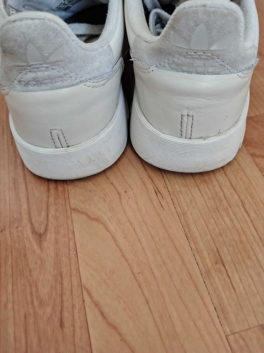 Кецове Adidas Supercourt