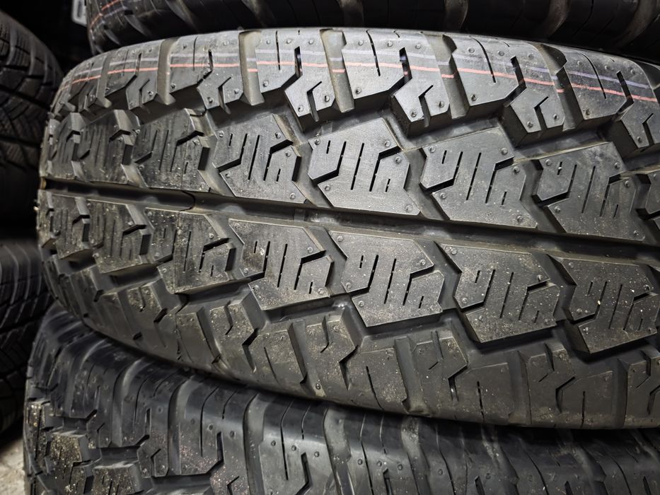 4бр Летни гуми за Бус 215 75 16 С - Hankook