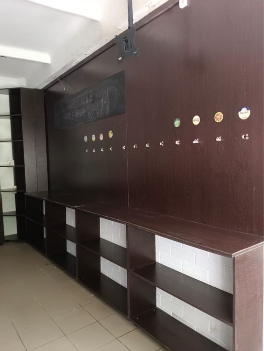 Мебель для магазина, пивного