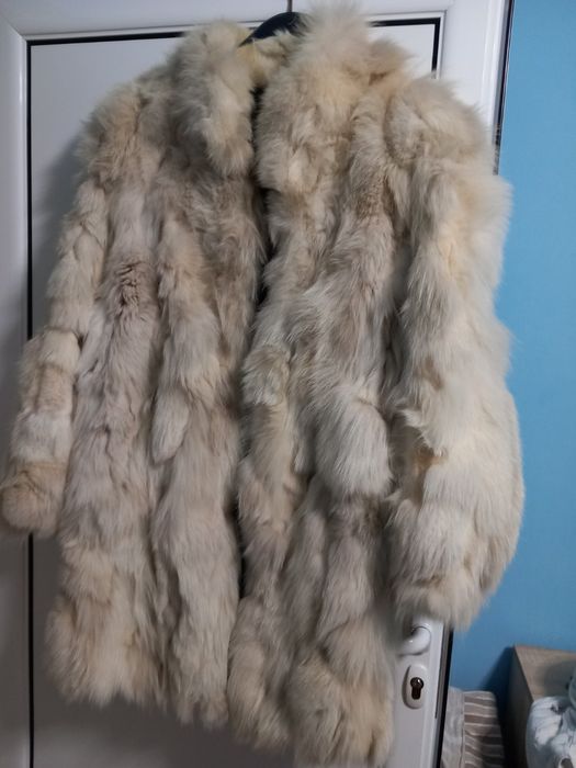 Палто от сребърна  лисица  размер XXL
