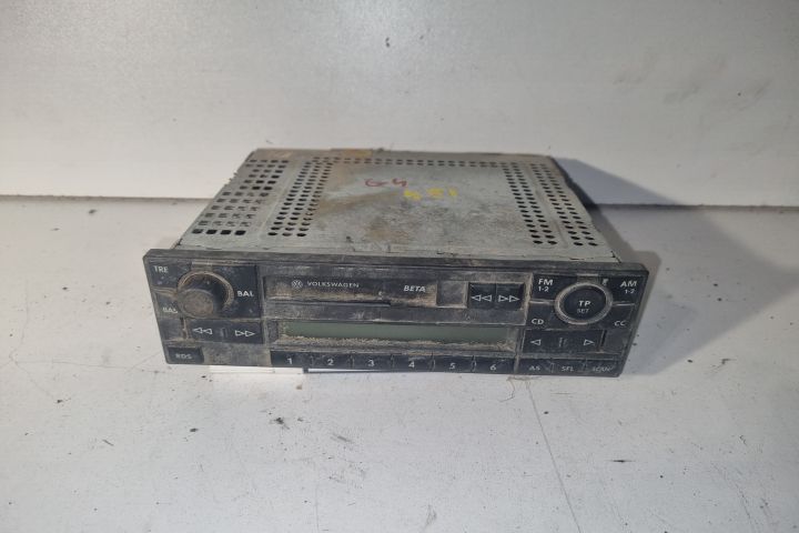 Radiocasetofon Volkswagen VW Golf a 4-a generatie