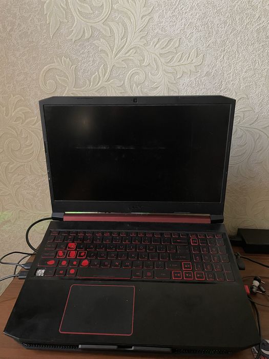 Acer Nitro, продается.