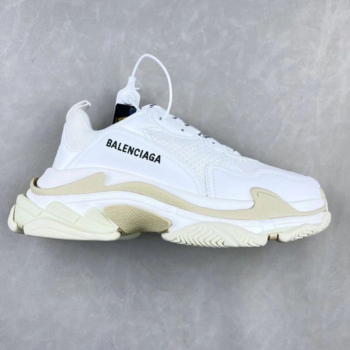 Balenciaga triple s