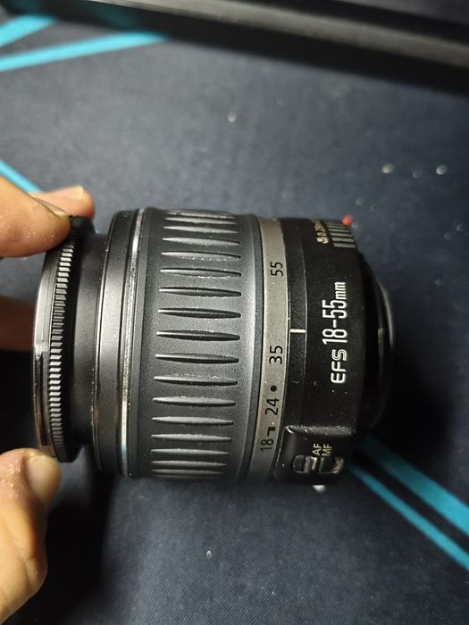 Obiectiv Canon EF-S 18-55mm II