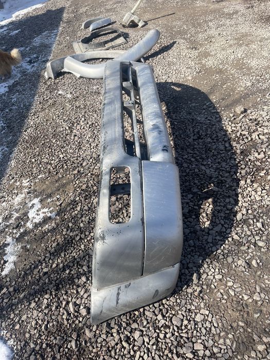 Передний Бампер в сборе передний SURF/4RUNNER 185