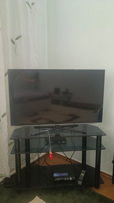 Самсунг ТВ сотилади 3d модель б/у, оригинал , сборка Малайзия