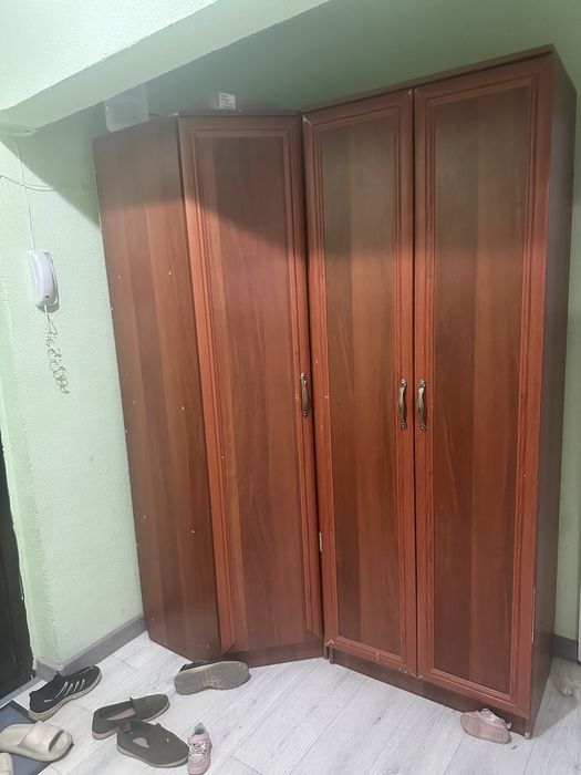 Продам мебель для спальни и приходей