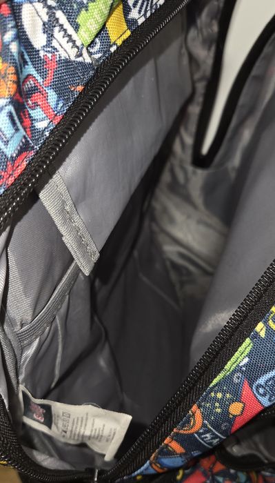 Ghiozdan Strigo, 24 litri, multicolor