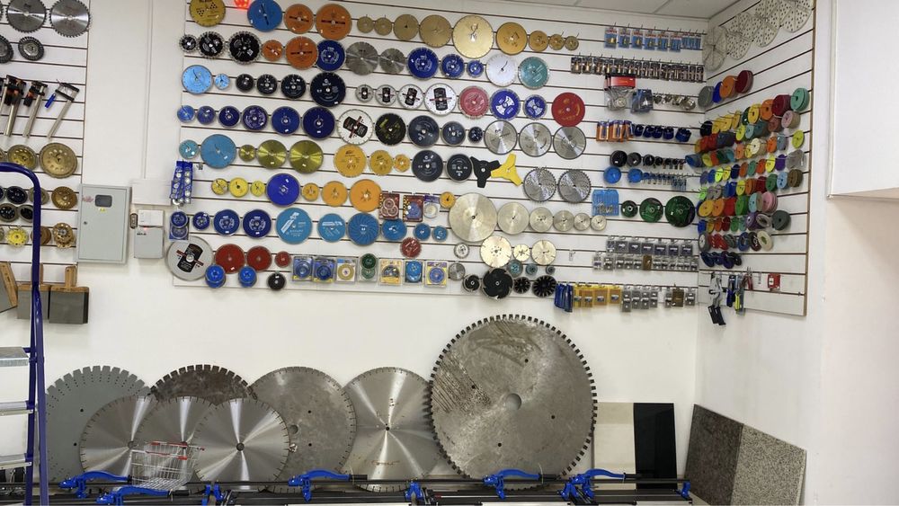 Строительный магазин