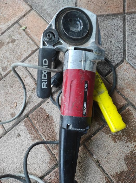 Mașina de îndoit fier până la 32 mm, și filiera RIIDGID