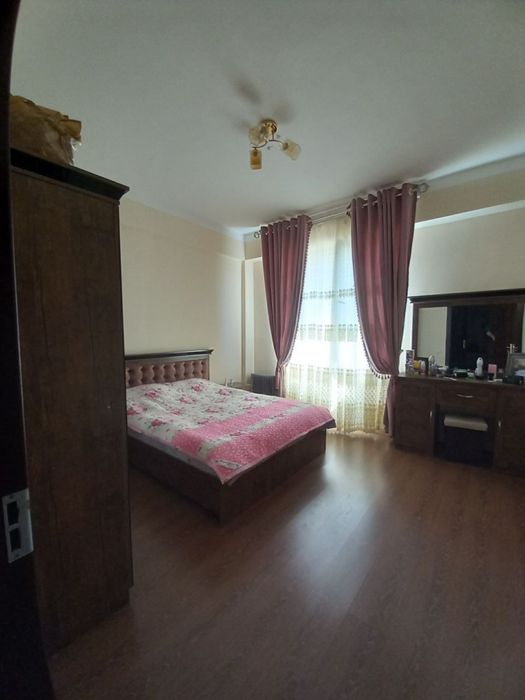 Продоется! Яшнабад! 3-комнат новостройка!