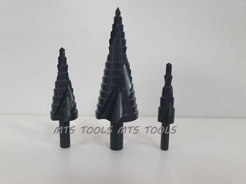 Burghiu elicoidal pentru metal in trepte titan spiralat 4-12 4-20 4-32