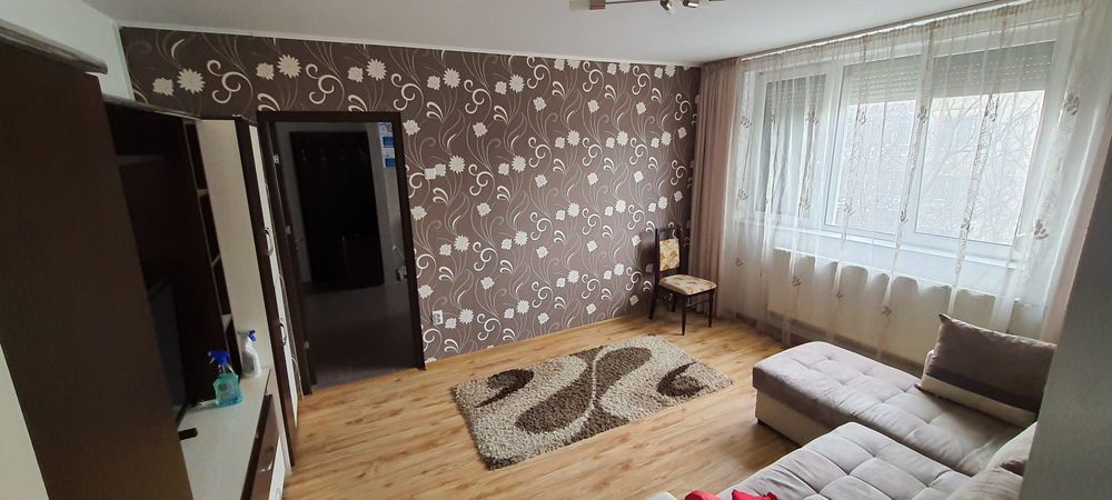 Apartament 2 camere de închiriat