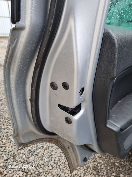 Usa Stanga Spate Skoda Yeti 2009 - 2013 SUV 4 Usi ARGINTIU (1406)