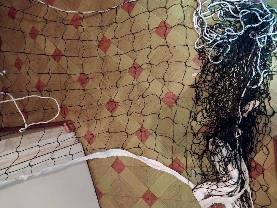 Волейбольная и футбольные   сетки