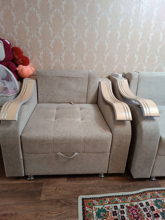 Продается диван и кресло