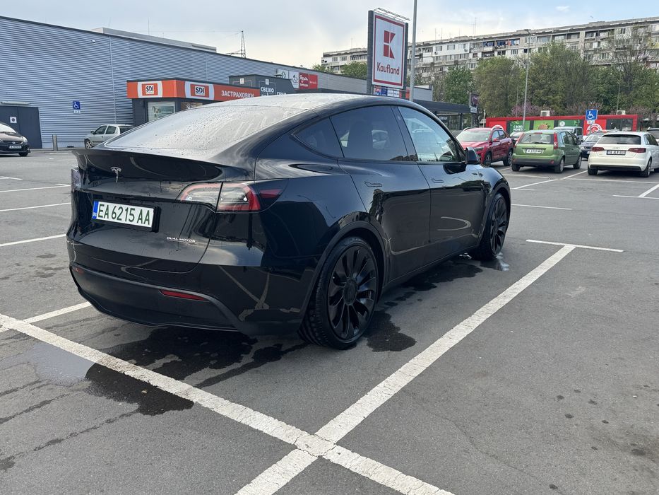 Tesla Y Performance