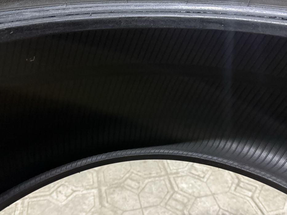 Bridgestone 235/45 R18 94 W