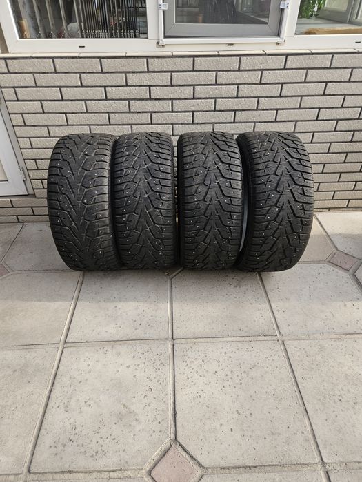 Yokohama Ice Guard 295/40 R21 111T