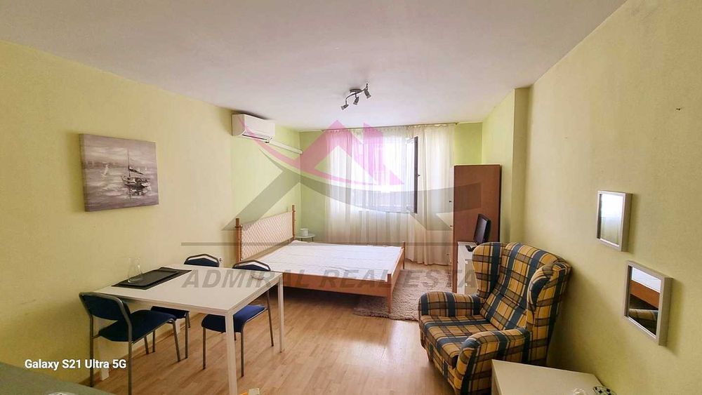 Дава се под наем Едностаен апартамент в Варна, Базар Левски - 40 кв.м за 300 € - Снимка #1