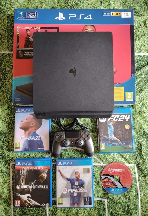 PlayStation 4 Slim 1 TB, 1 controller, 5 games