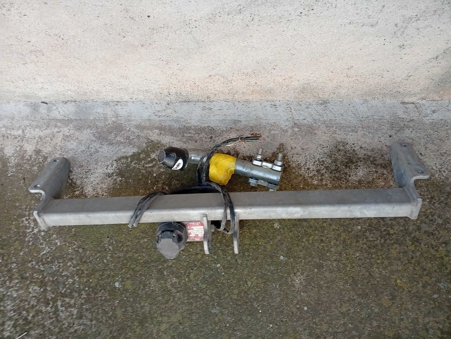 Продавам теглич за Сузуки Витара