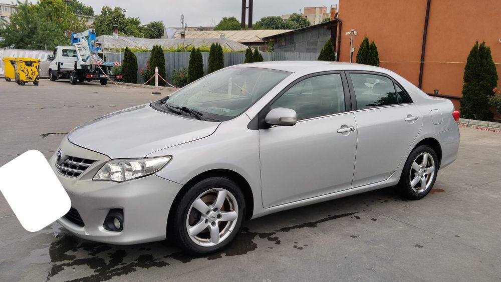 TOYOTA Corolla 2012 — imagine 2