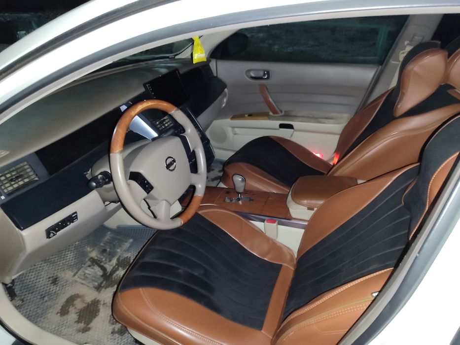 Автомобиль Ниссан Теана