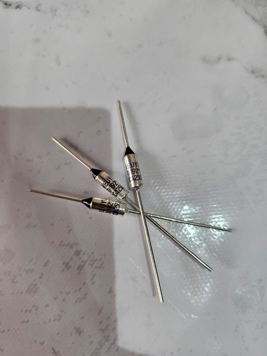 Термопредохранитель 10А 192° 250w