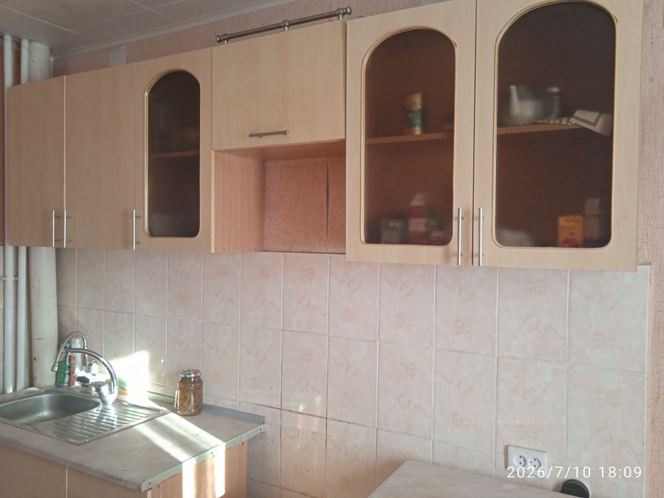 Отдам кухонный гарнитур
