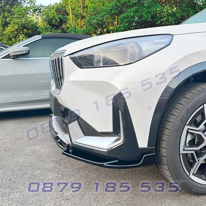 Преден лип спойлер за BMW X1 U11 2023+, черен гланц – DBb155 тунинг добавка предна броня бмв х1 у11