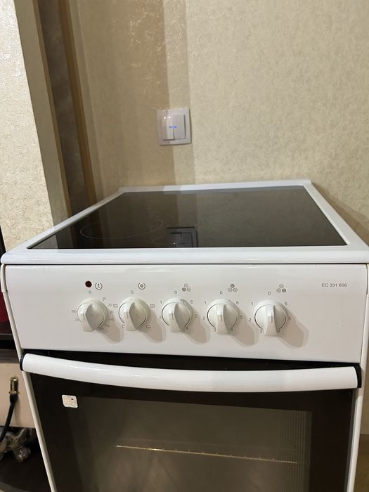 Электроплита Darina