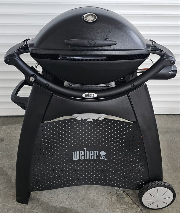 Газово барбекю WEBER